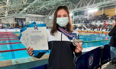 Başkan Gürbüz, Başarılı Sporcuyu Tebrik Etti