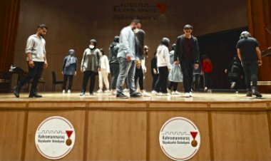 Sahne Maraş’ta Eğitimler Devam Ediyor