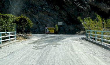 Ilıca’da Grup Yolları Yenileniyor