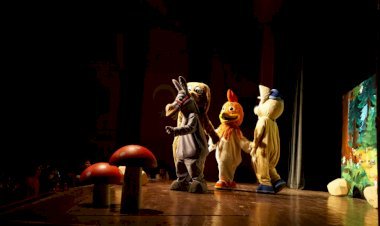 Minikler ‘Bremen Mızıkacılarıyla’ Doyasıya Eğlendi