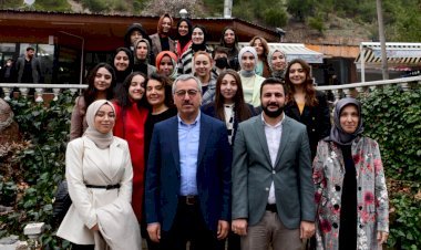 Başkan Güngör Kadın Meclis Üyeleriyle Buluştu