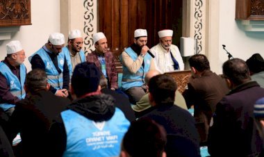 Depremde Hayatını Kaybedenler İçin Mevlit Okundu