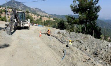 Köşürge’nin Yeni İçmesuyu Hattının İmalatı Sürüyor