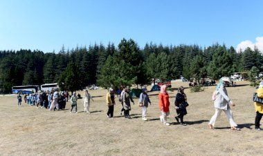 Kadınlarla Baş Başa Doğa Gezileri’nin Yeni Rotası Ali Kayası ve Başkonuş Yaylası Oldu