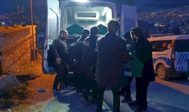 Metruk binada erkek cesedi bulundu