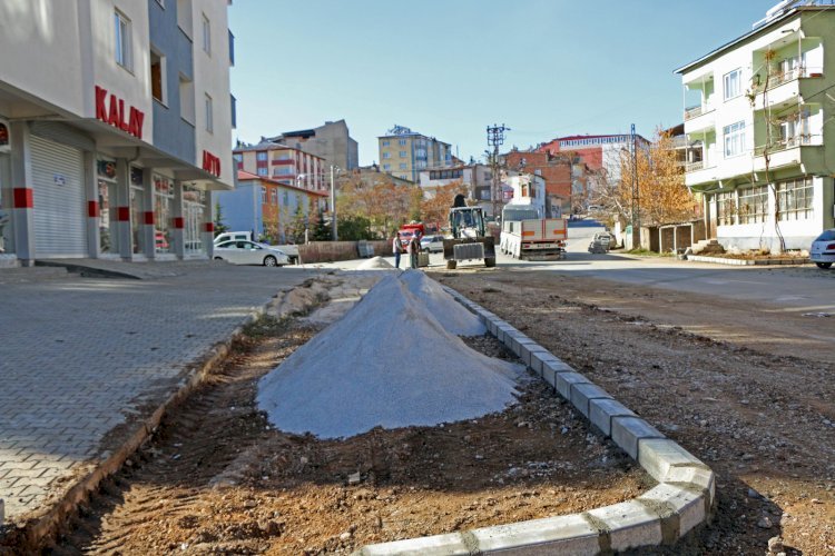 Afşin’de Caddeler Yenileniyor