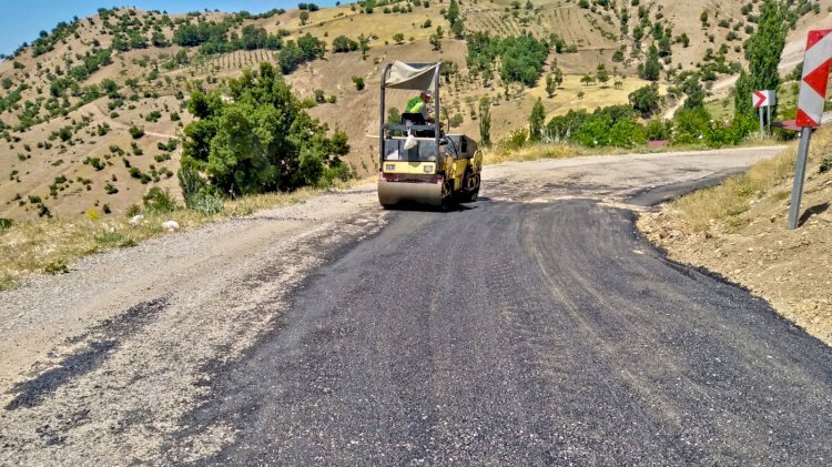 3 İlçede Yol Yenilendi