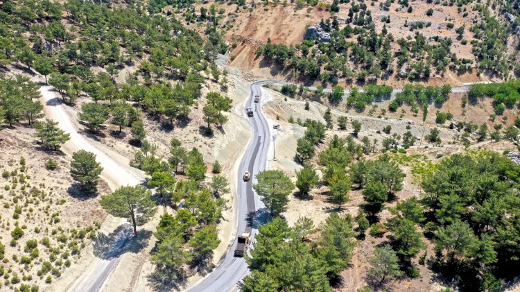 Bertiz Bölgesinde 35 Kilometrelik Yol Yenileniyor