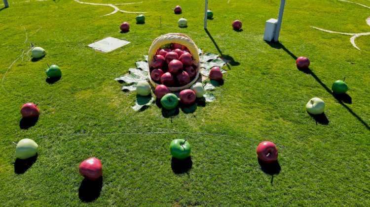 Usta Ellerden Çıkan Eserler Kavşakları Süslüyor