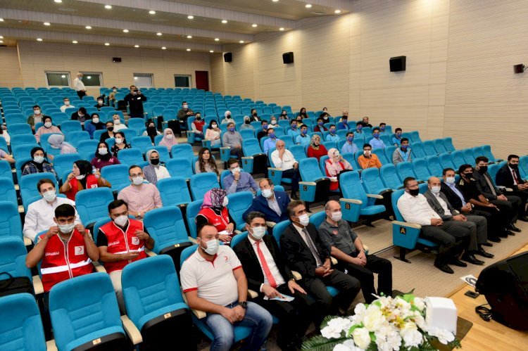 Afet Okuryazarlığı Genç Gönüllüler Projesi Çalıştayı Üniversitemiz Ev Sahipliğinde Gerçekleştirildi