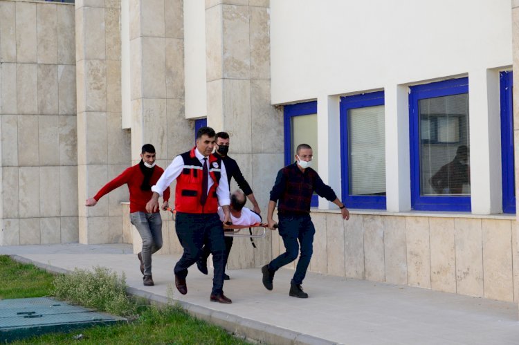 Üniversitemiz Fen-Edebiyat Fakültesinde Yangın Tahliye Tatbikatı Gerçekleştirildi