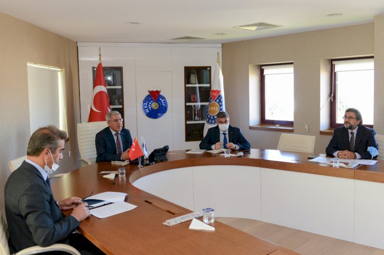 Üniversitemiz Meslek Yüksekokulları Koordinasyon Toplantısı Yapıldı