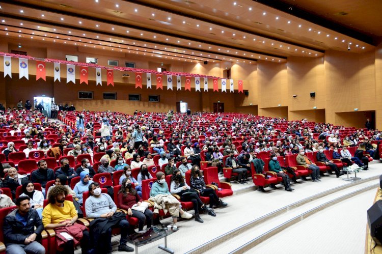 Üniversitemiz Öğrencileri Bahar Yarıyılına ‘Hoş Geldin’ Konseriyle Merhaba Dedi