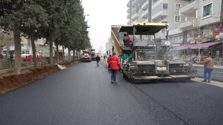 Azerbaycan Bulvarı’nda Altyapısı Tamamlanan Kısmın Üstyapısı Yenileniyor