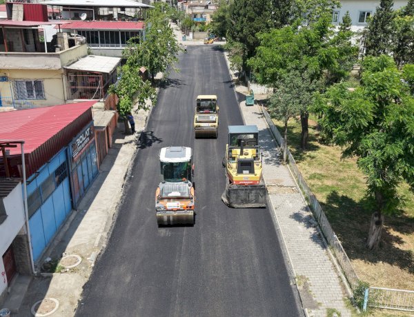 Büyükşehir, Yavuz Selim Mahallesi’nde 3 Arteri Daha Sıcak Asfaltla Buluşturuyor